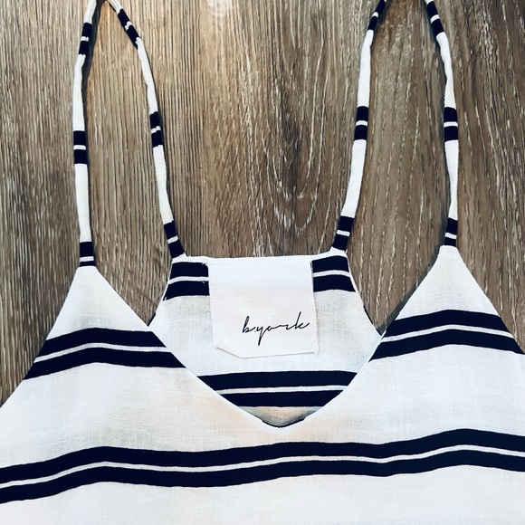 COPY b. york spaghetti strap top size medium - Picture 3 of 6